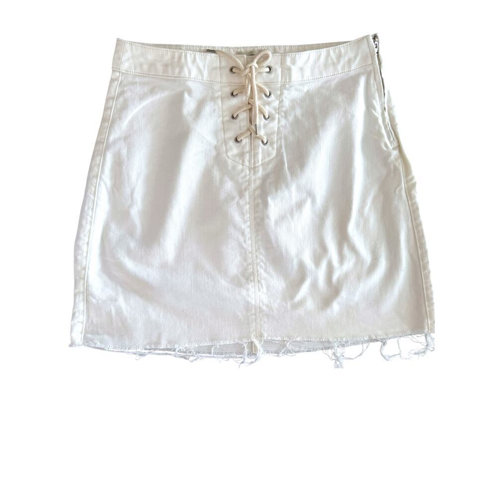 J.Crew White Denim Mini Skirt Size 27 Lace-Up Front Frayed Hem Side Zip‎